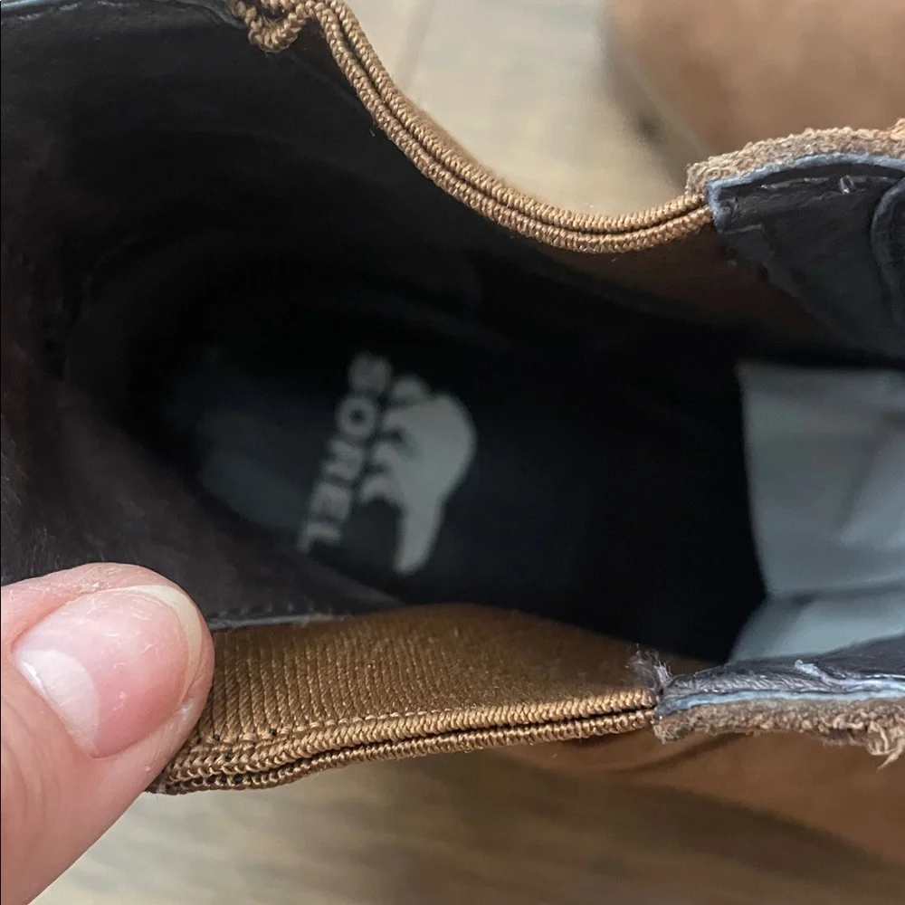 Sorel Tan Suede Wedge Boots Size 8.5